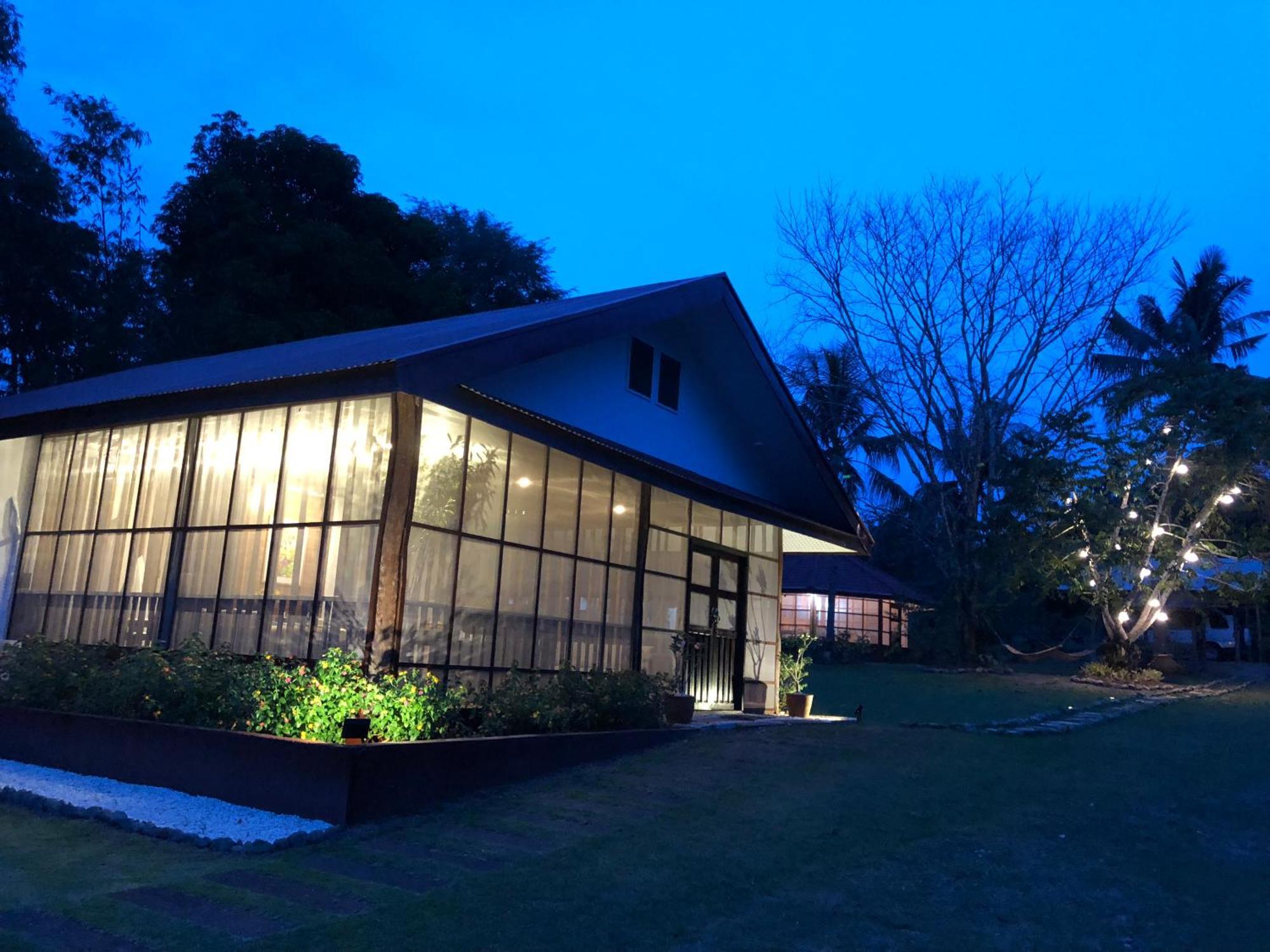 The Cabins At Lvf Villa Puerto Princesa Exterior photo